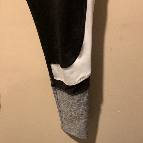 PINK leggings - Picture 3 of 7